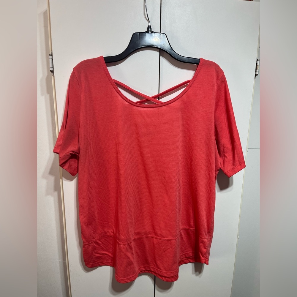 🌸 3/$18 🌸 Columbia Top 1X Coral